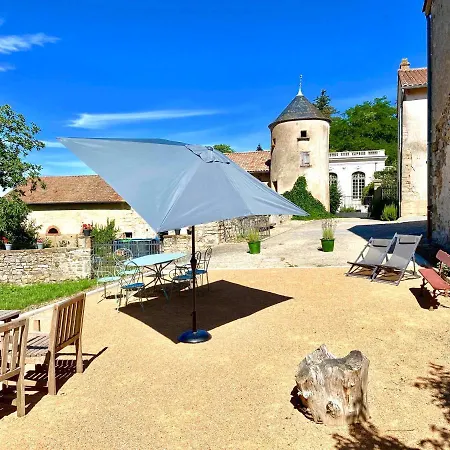 Charmantes renoviertes Maisonette mit Aussicht auf Wiesen und Teich Cluny Exterior foto